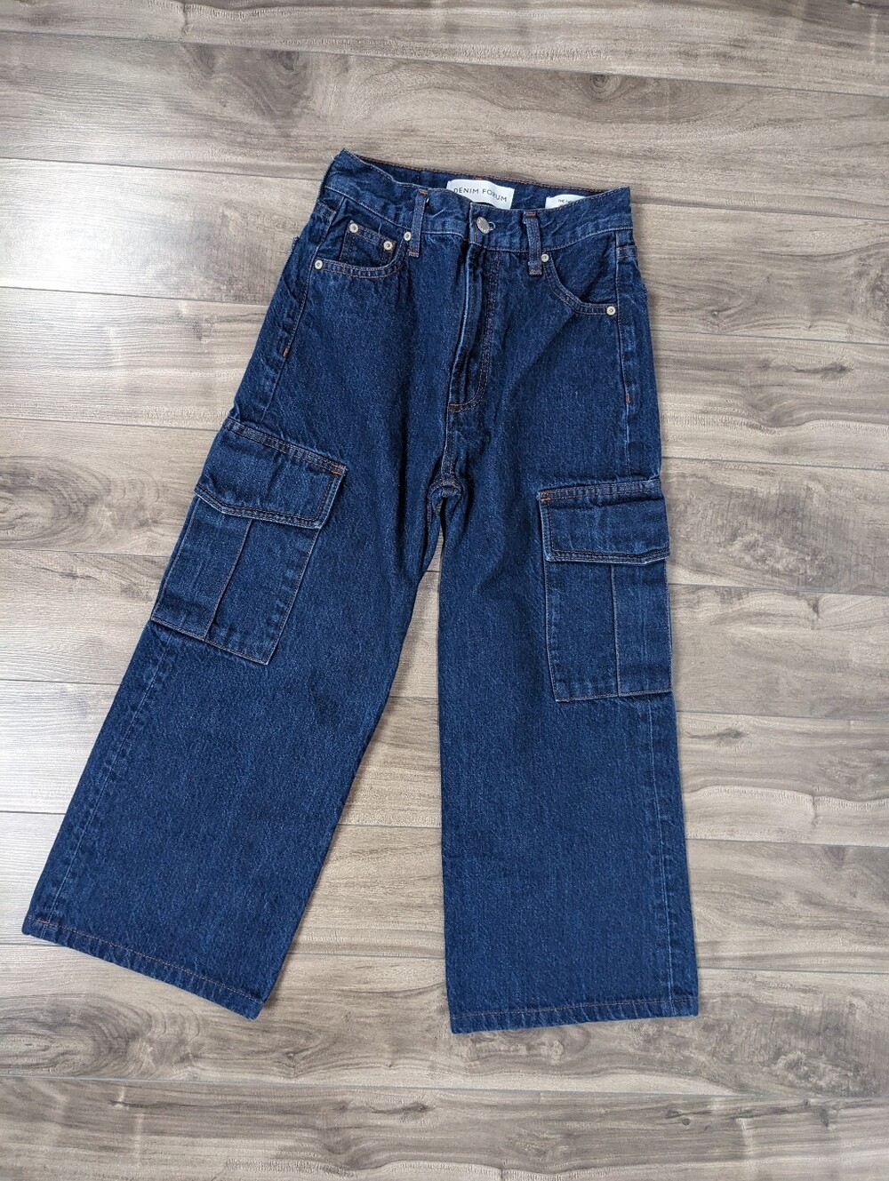 Denim Forum Farrah High Rise Wide Cargo Cropped Jeans Size 23